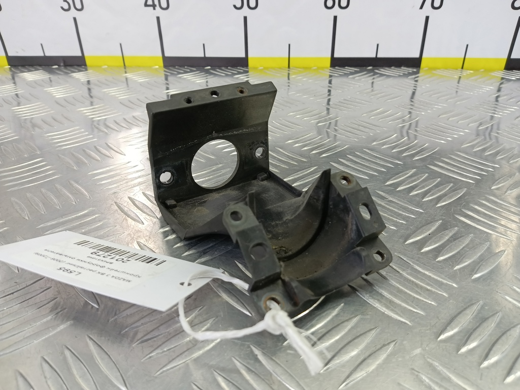 кронштейн форсунки омывателя MAZDA 3 2.0 MT (150 л.с.)3  BK (2003—2006) Седан BP4K510H6, 1320 рублей, Москва