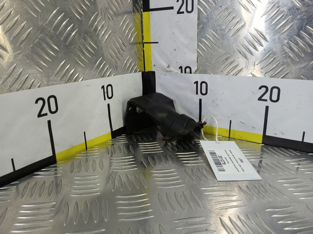 кронштейн форсунки омывателя MAZDA 3 2.0 MT (150 л.с.)3  BK (2003—2006) Седан BP4K510H6, 1320 рублей, Москва