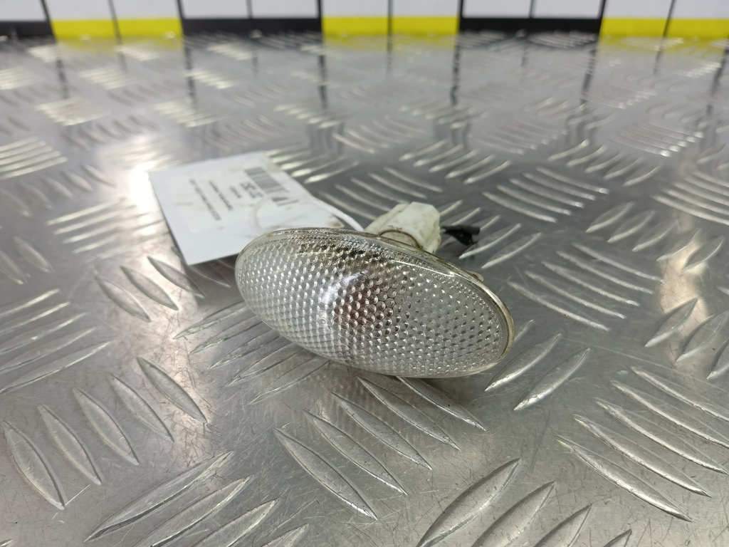 повторитель поворота SUZUKI Grand Vitara  36410-63J20, 980 рублей, Москва