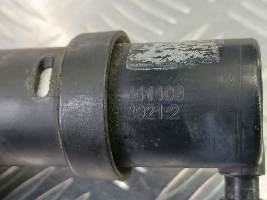 форсунка омывателя фар MAZDA 3 2.0 MT (150 л.с.)3  BK (2003—2006) Седан BP4K-51-8G1B, 3850 рублей, Москва