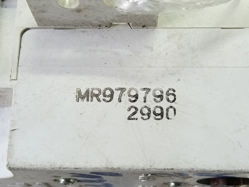 часы электронные MITSUBISHI OUTLANDER  MR979796, 980 рублей, Москва