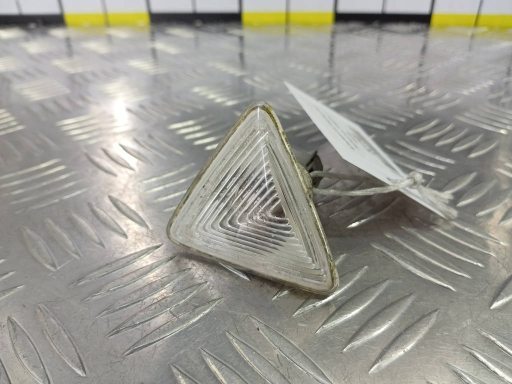 повторитель поворота MITSUBISHI COLT  MR957363, 2130 рублей, Москва