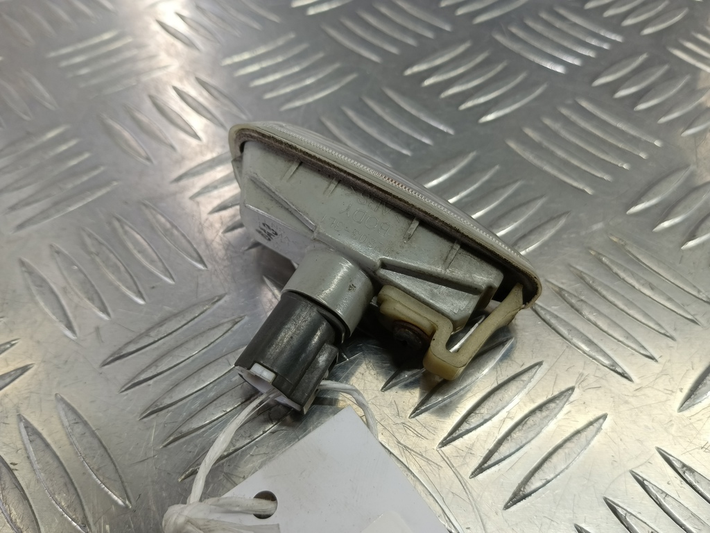 повторитель поворота Kia Ceed  92303-3L100, 980 рублей, Москва