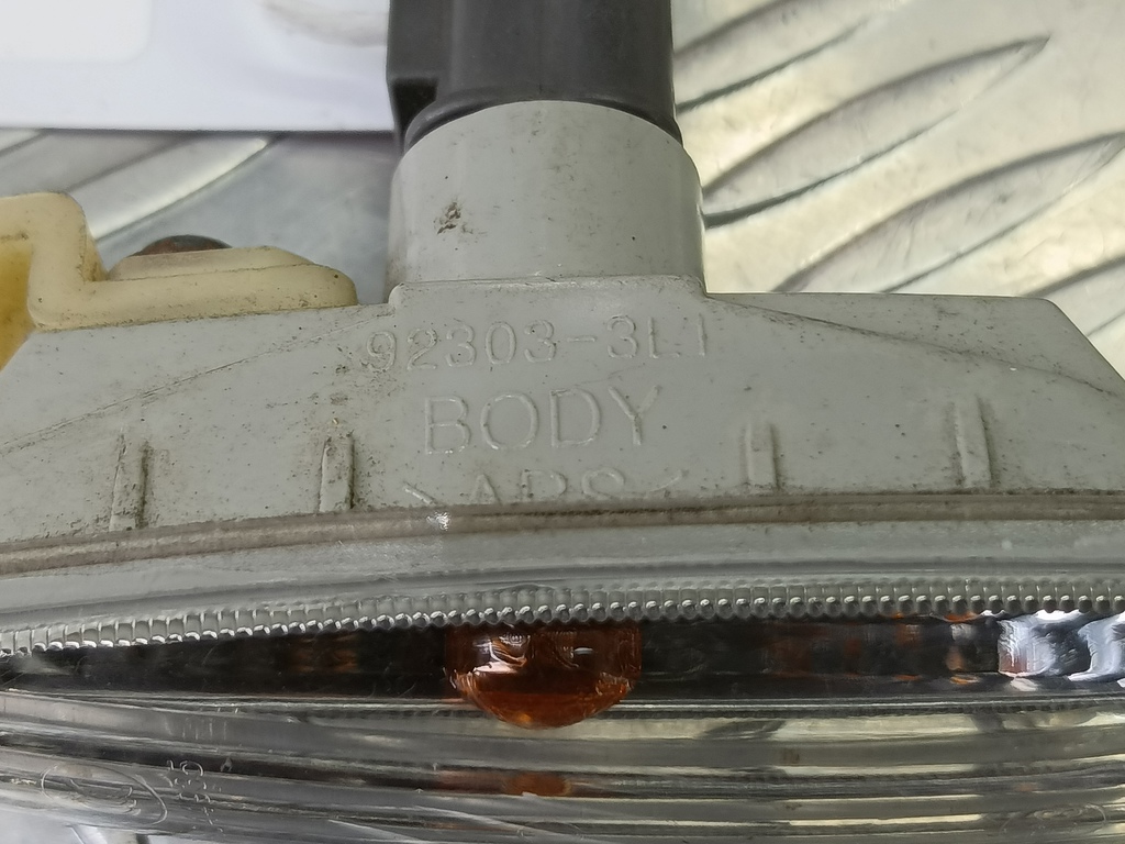 повторитель поворота Kia Ceed  92303-3L100, 980 рублей, Москва