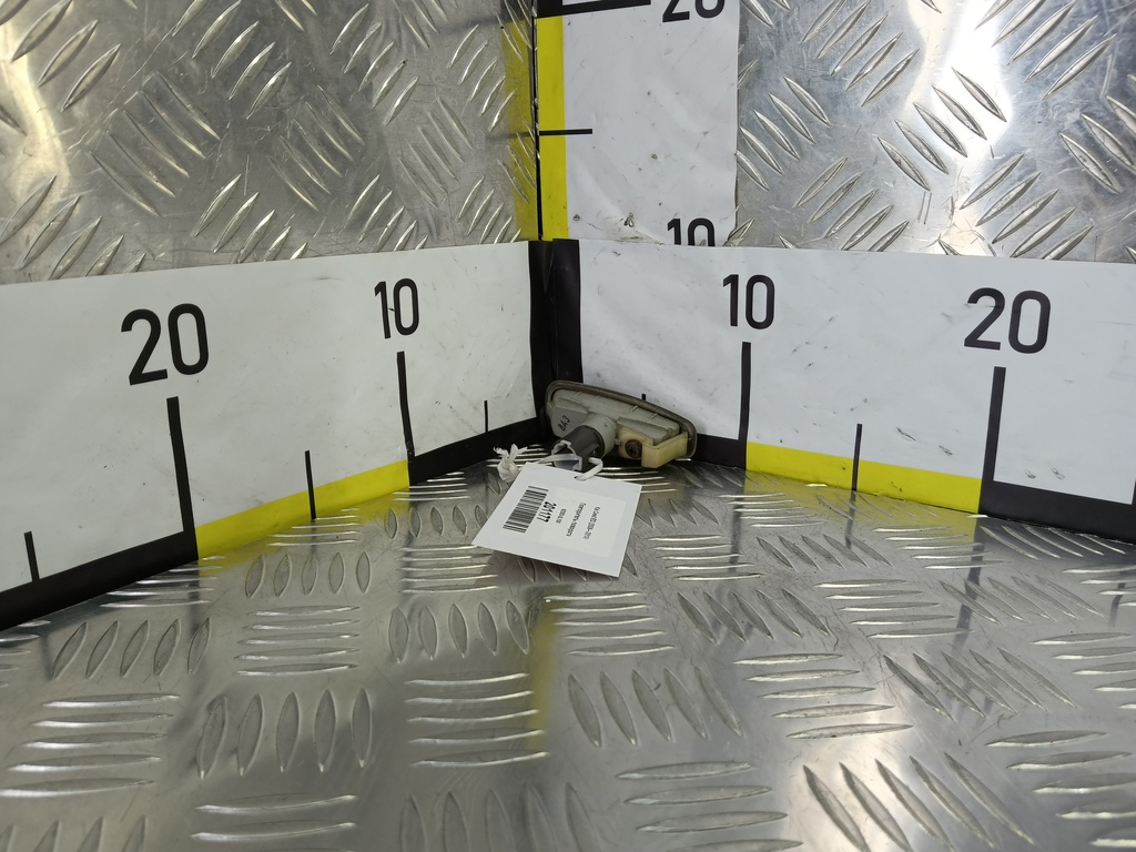 повторитель поворота Kia Ceed  92303-3L100, 980 рублей, Москва