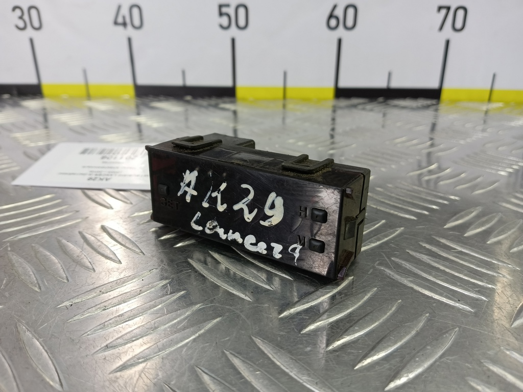 часы электронные MITSUBISHI LANCER  MR962799, 520 рублей, Москва