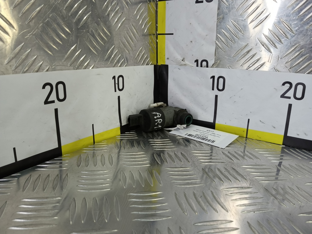 насос омывателя (моторчик) NISSAN QASHQAI  28920BU010, 860 рублей, Москва