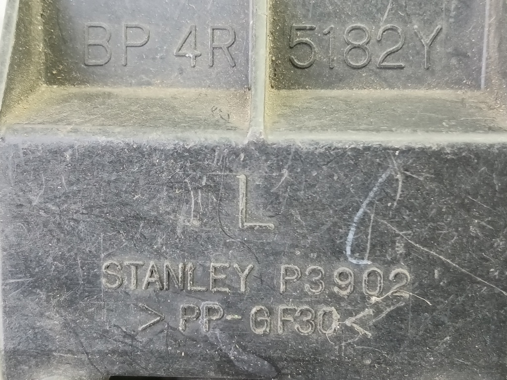 форсунка омывателя фар MAZDA 3  BP4K518H1B, 3279 рублей, Москва