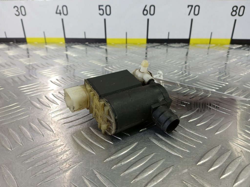 насос омывателя (моторчик) Hyundai TUCSON 2.0 CRDi AT (112 л.с.)Tucson  I (2004—2011) Внедорожник 98510-2C100, 2240 рублей, Москва