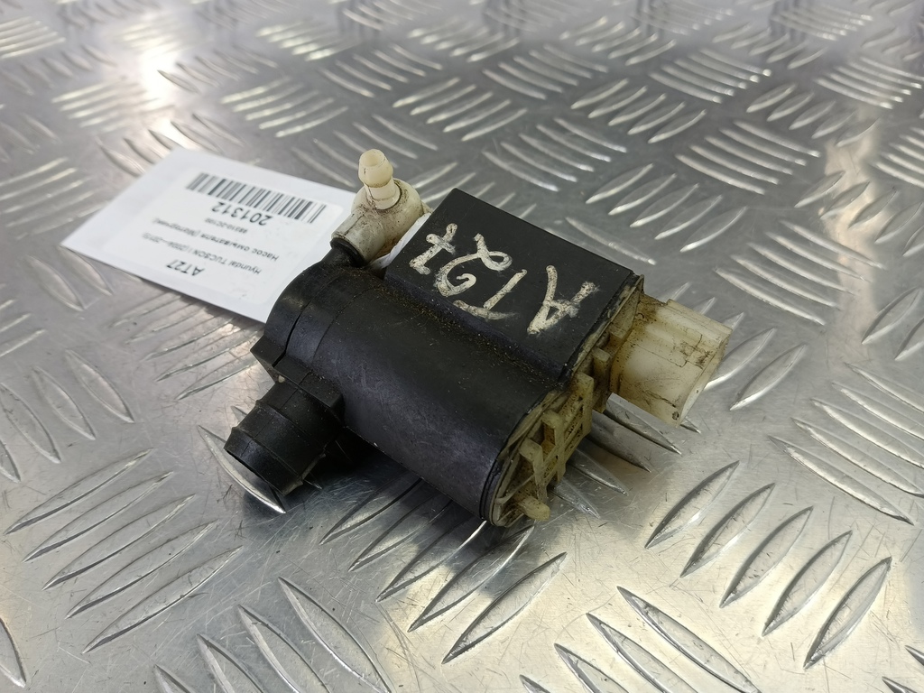 насос омывателя (моторчик) Hyundai TUCSON 2.0 CRDi AT (112 л.с.)Tucson  I (2004—2011) Внедорожник 98510-2C100, 2240 рублей, Москва