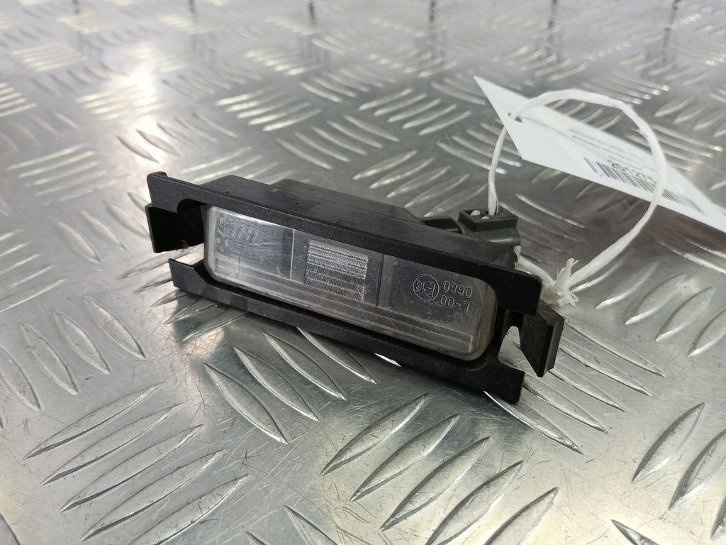 фонарь номерного знака Kia Ceed  92502-1H500, 980 рублей, Москва