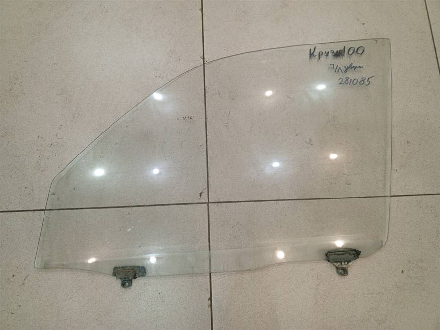 Стекло двери передней левой Toyota Land Cruiser UZJ100