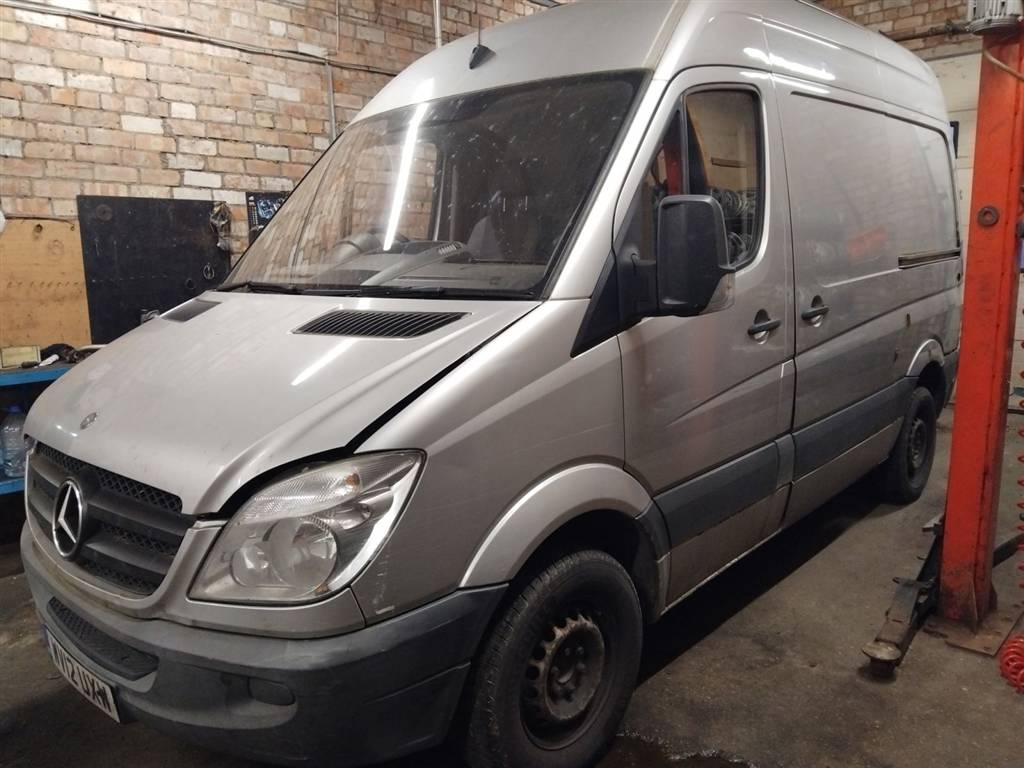 Mercedes-Benz Sprinter 2012