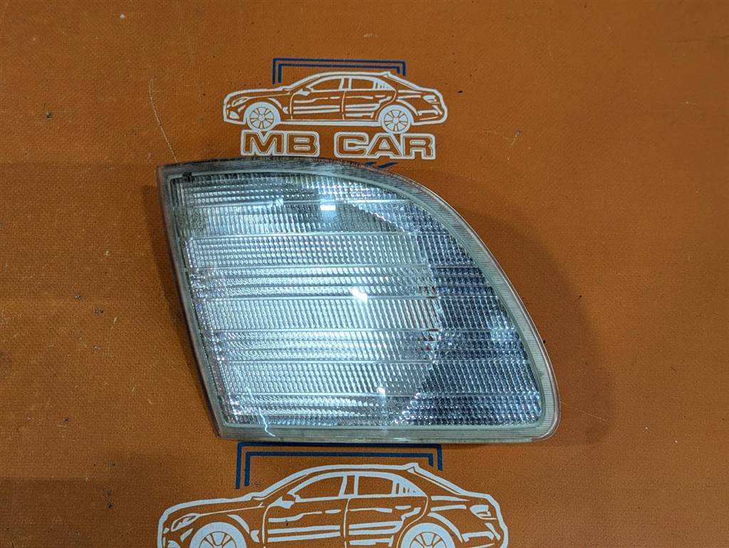 Поворотник правый MERCEDES-BENZ Vito W638 (1996—2003)
