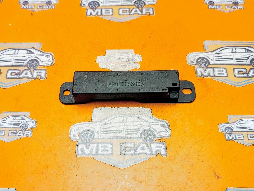 Антенна KEYLESS - GO MERCEDES-BENZ C-класс W205/S205/C205/A205 (2014—2018)