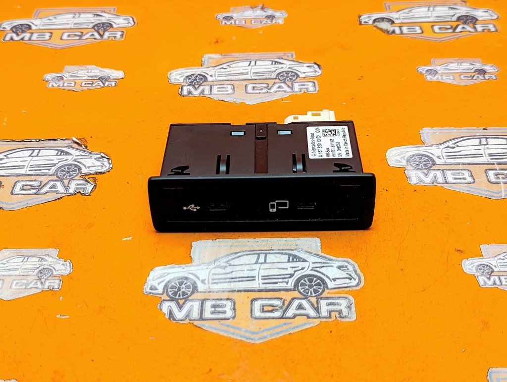 Модуль USB MERCEDES-BENZ GLC-класс X253 рестайлинг (2019—2025)