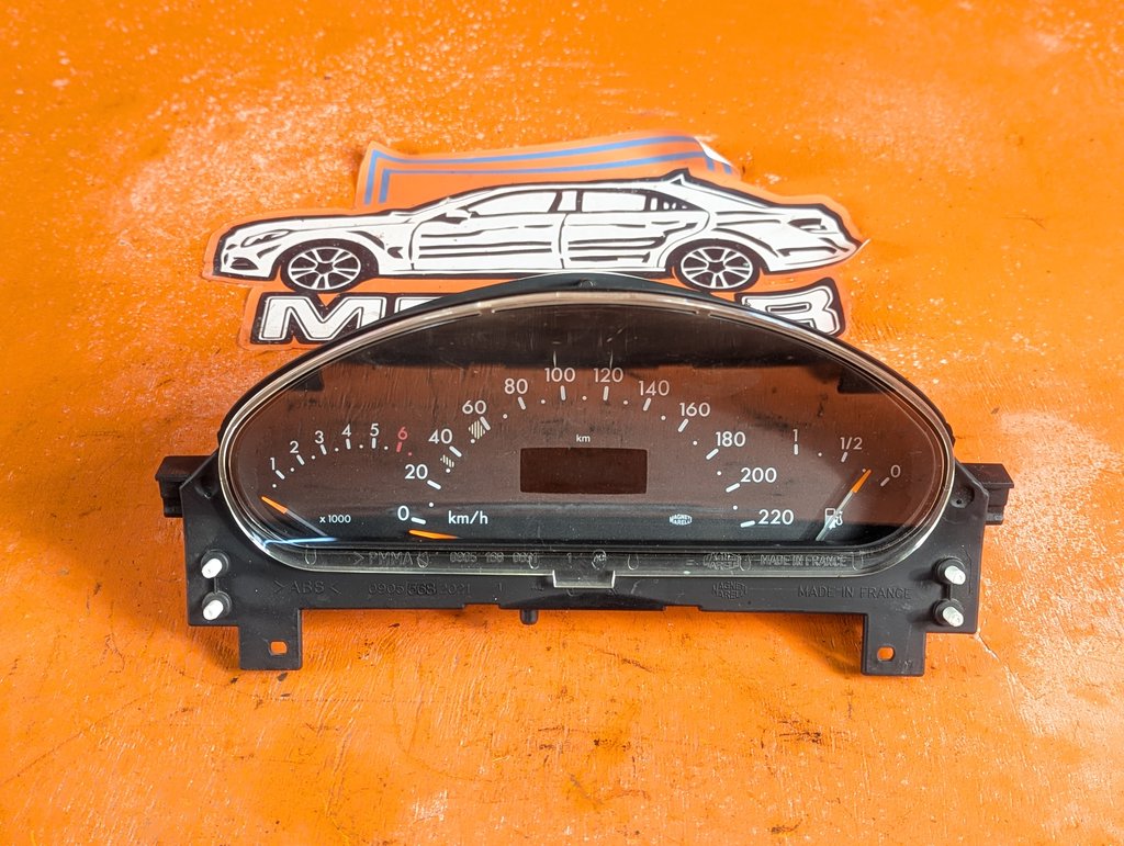 Щиток приборов MERCEDES-BENZ A-класс W168 рестайлинг (2001—2004)