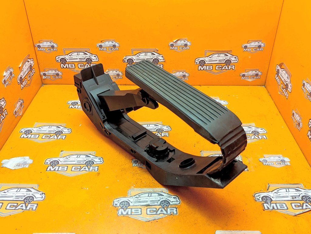 Педаль газа электронная MERCEDES-BENZ C-класс W203/S203/CL203 (2000—2004)