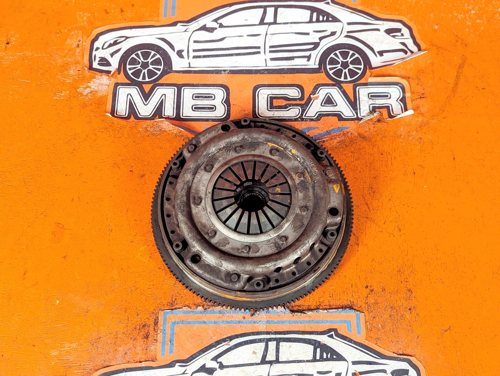 Маховик МКПП MERCEDES-BENZ E-класс W124/S124/C124/A124 (1984—1997)