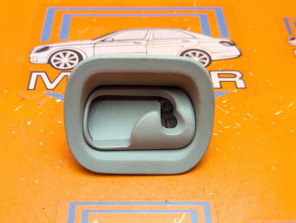Крючок для одежды MERCEDES-BENZ E-класс W211/S211 (2002—2006)