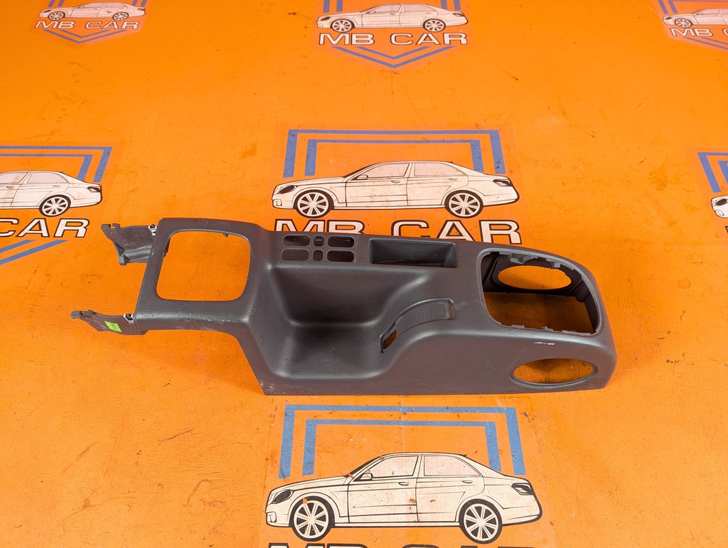 Подлокотник MERCEDES-BENZ A-класс W168 рестайлинг (2001—2004)