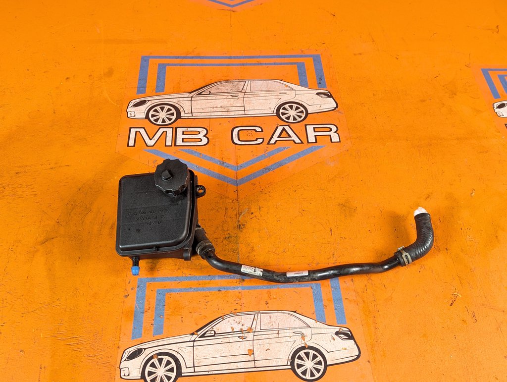 Бачок ГУРа MERCEDES-BENZ C-класс W204/S204/С204 рестайлинг (2011—2015)