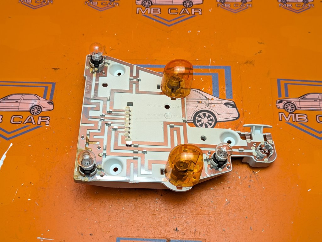 Плата заднего фонаря MERCEDES-BENZ E-класс W211/S211 (2002—2006)