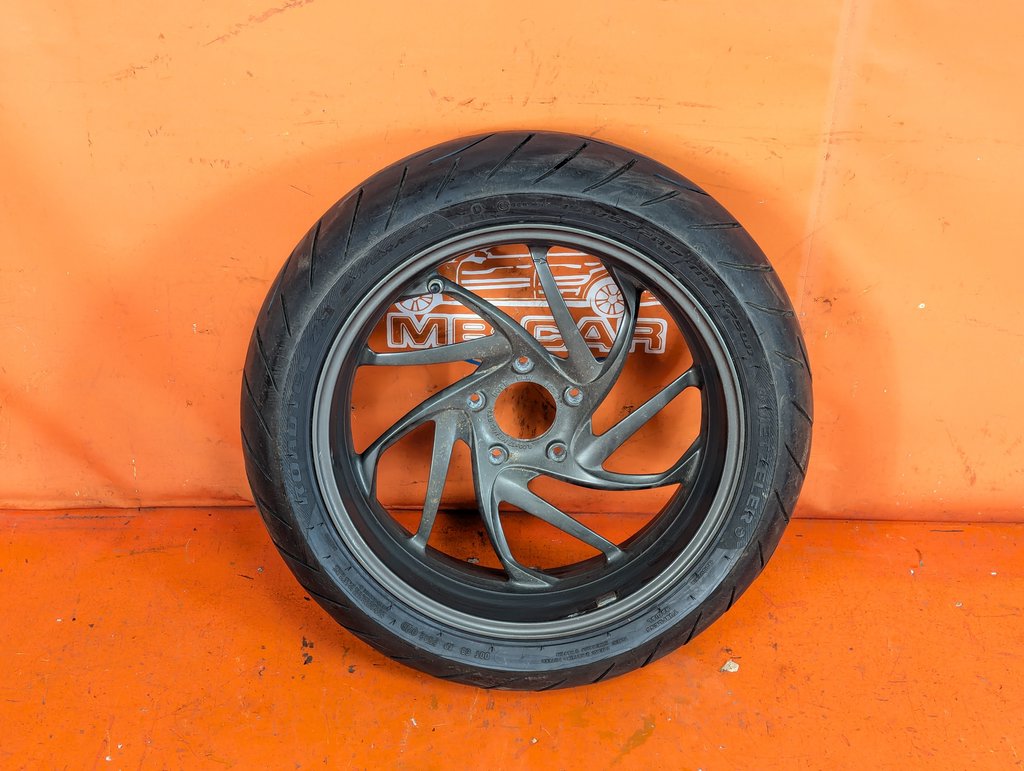 Колесо зад М MERCEDES-BENZ K48