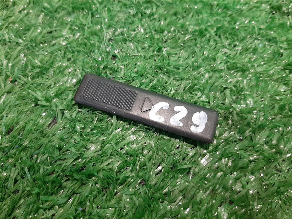 заглушки мазда 3