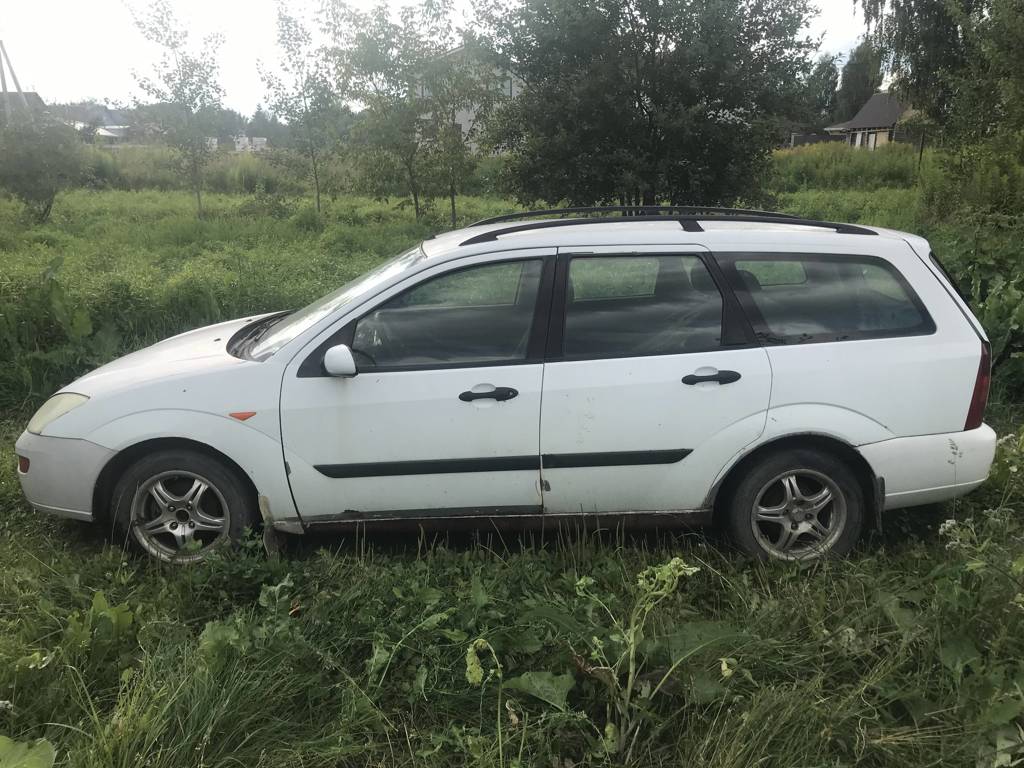 Ford Focus I 1998-2004 2001