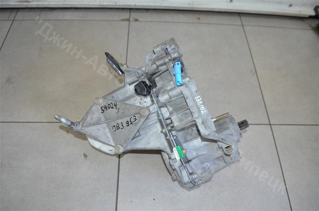 JB3 953 Автозапчасти для Renault Megane 1999-2002 с авторазборки