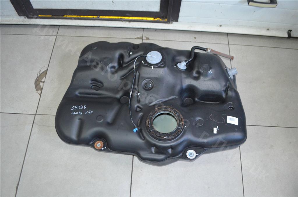 7700106260 Бак топливный