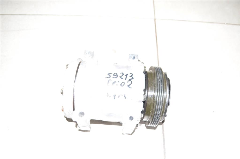 7700875357 Автозапчасти для Renault Clio II 1998-2004 с авторазборки