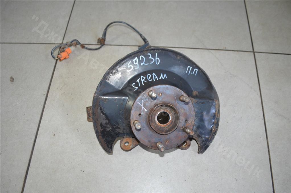  Кулак поворотный передний правый