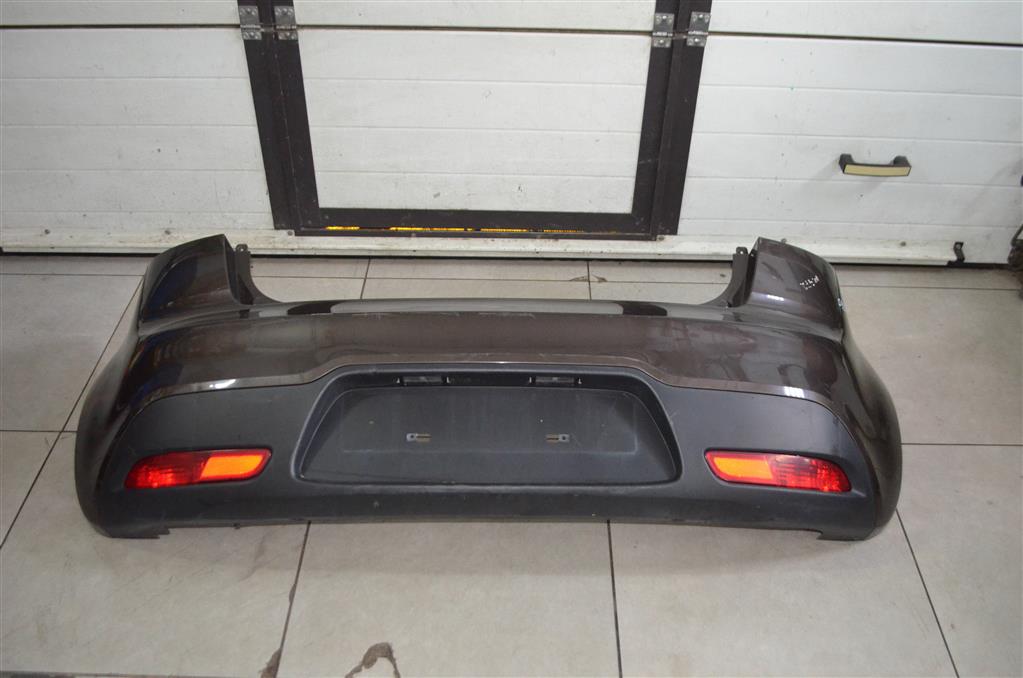 866111W200 Бампер задний