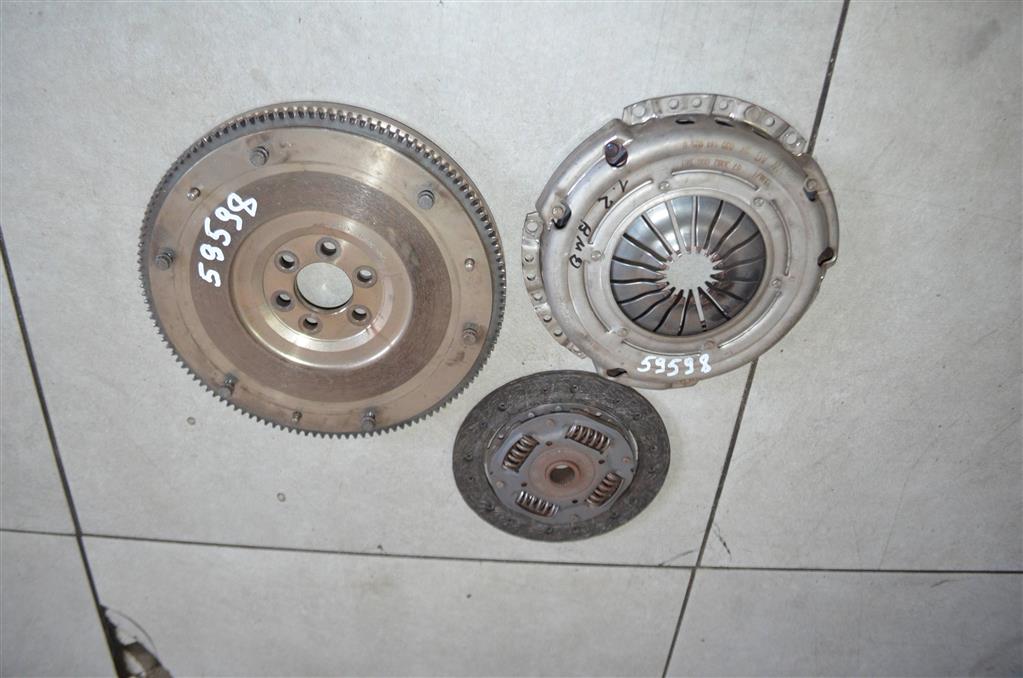 03d105333 Автозапчасти для Volkswagen Polo 2001-2009 с авторазборки