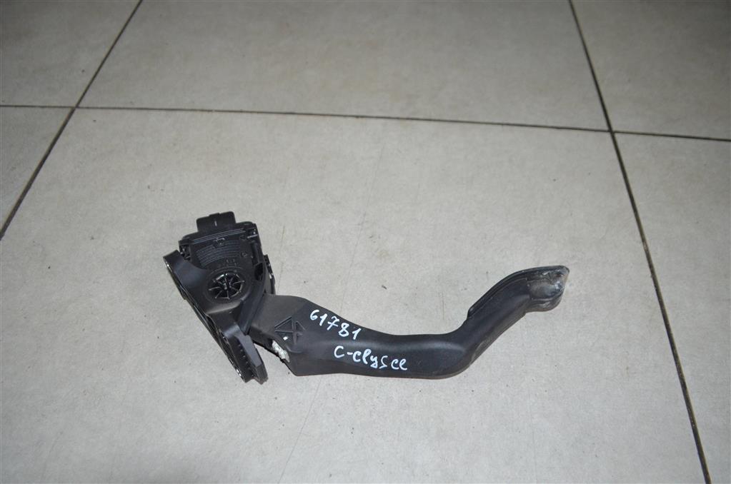 1601CW Педаль газа