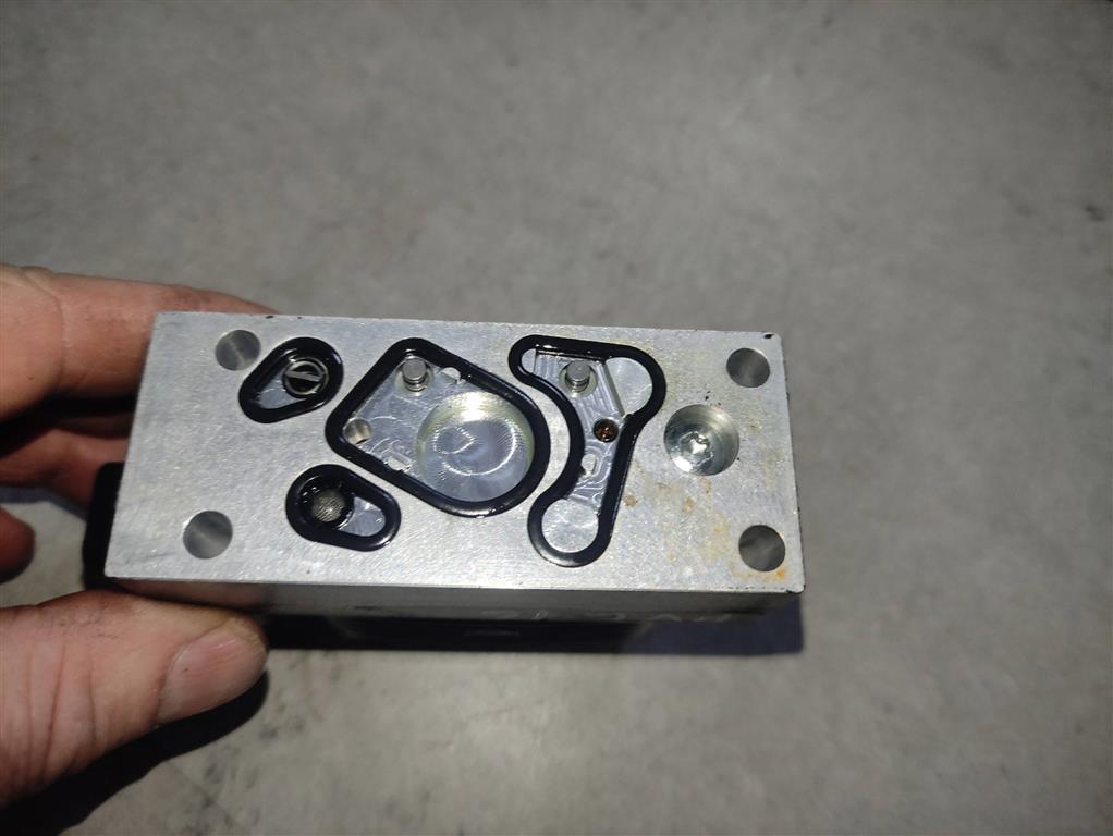 11107333 Автозапчасти для Volvo FH 2012> с авторазборки