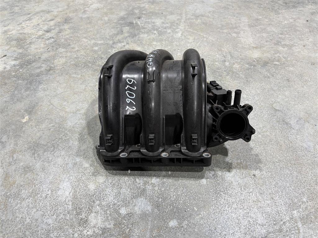 03D129766L Автозапчасти для Volkswagen Polo 2001-2009 с авторазборки