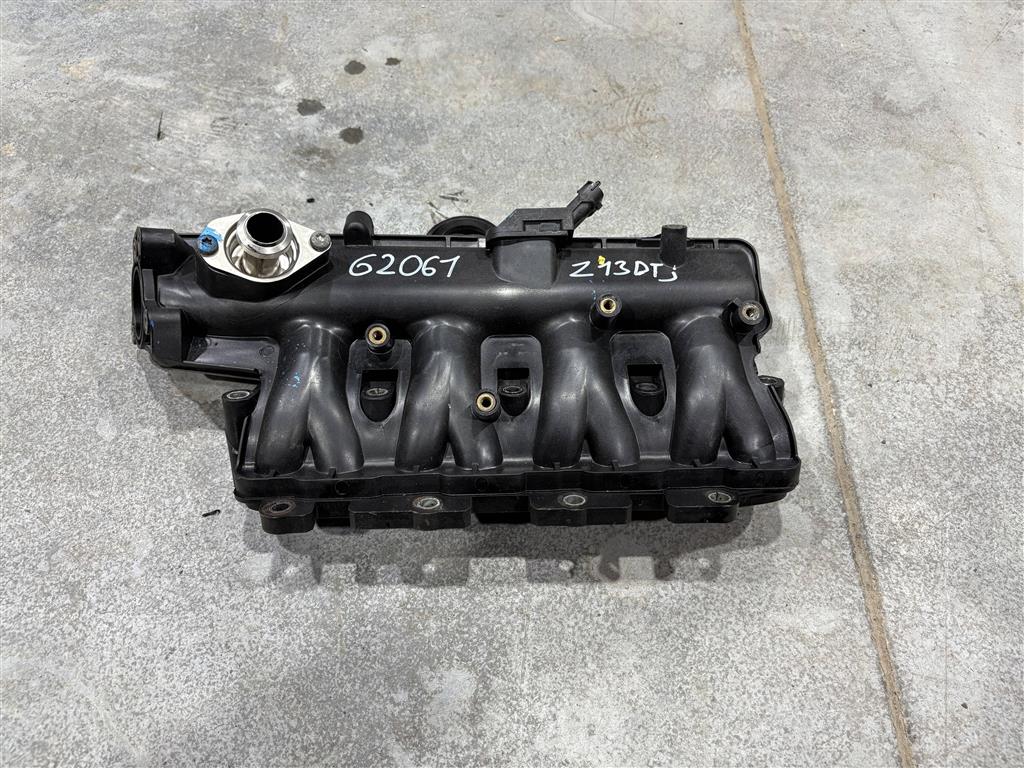 55207034 Коллектор впускной Opel Corsa D 2006>