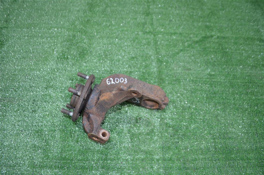 4484601 Кулак поворотный передний левый