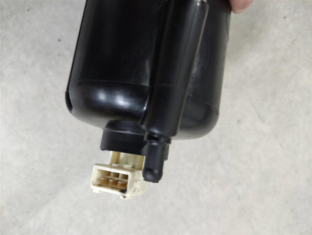 1352490080 Корпус топливного фильтра Peugeot Boxer 2006> 0г. (OEM 1352490080) 1352490080 Корпус топливного фильтра Peugeot Boxer 2006> 0г. (OEM 1352490080)