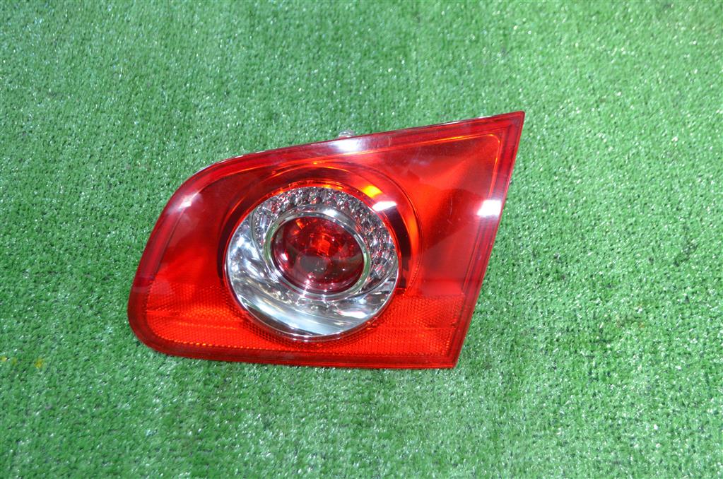 3c9945094a Фонарь крышки багажника правый Volkswagen Passat (B6) 2005-2010