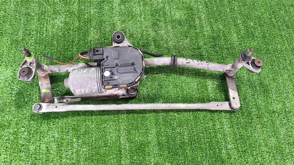 3c1955023b Трапеция стеклоочистителей с мотором