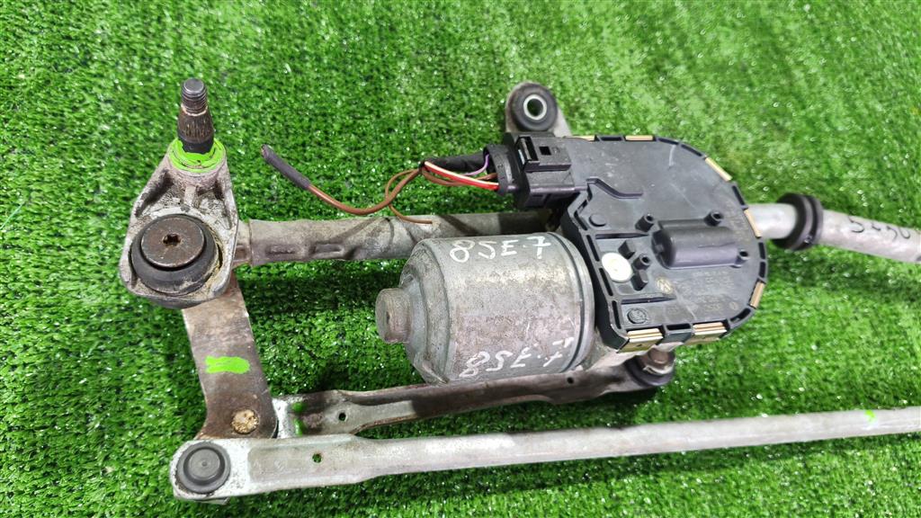 3c1955023b Трапеция стеклоочистителей с мотором Volkswagen Passat (B6) 2005-2010 2010г. (OEM 3c1955023b) 3c1955023b Трапеция стеклоочистителей с мотором Volkswagen Passat (B6) 2005-2010 2010г. (OEM 3c1955023b)