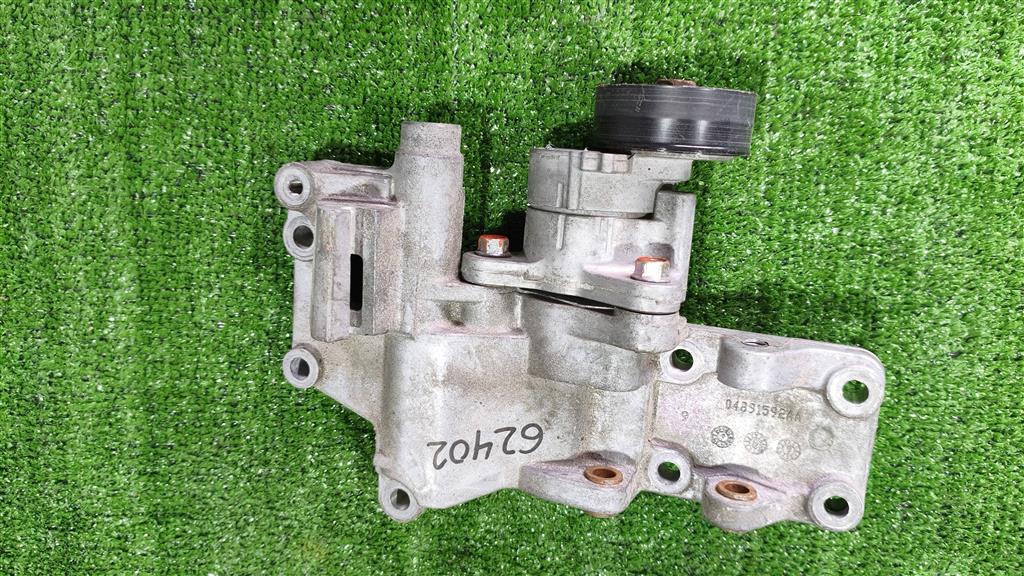 04891592aa Кронштейн генератора