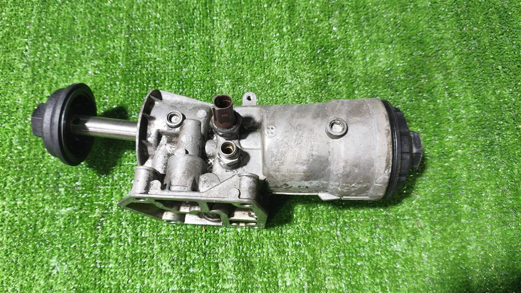 045115389j Корпус масляного фильтра Volkswagen Passat (B6) 2005-2010 0г. (OEM 045115389j) 045115389j Корпус масляного фильтра Volkswagen Passat (B6) 2005-2010 0г. (OEM 045115389j)