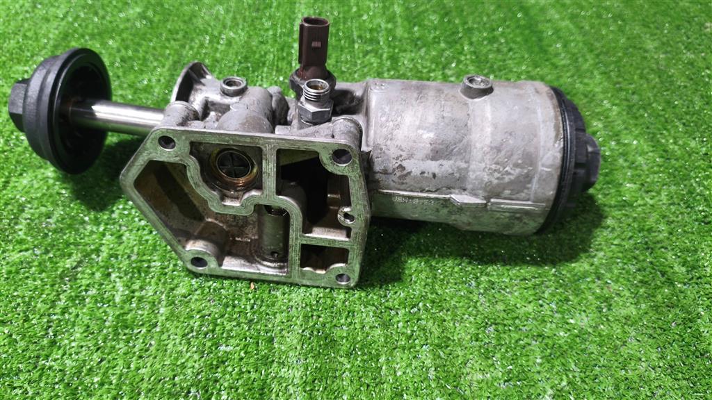045115389j Корпус масляного фильтра Volkswagen Passat (B6) 2005-2010 0г. (OEM 045115389j) 045115389j Корпус масляного фильтра Volkswagen Passat (B6) 2005-2010 0г. (OEM 045115389j)