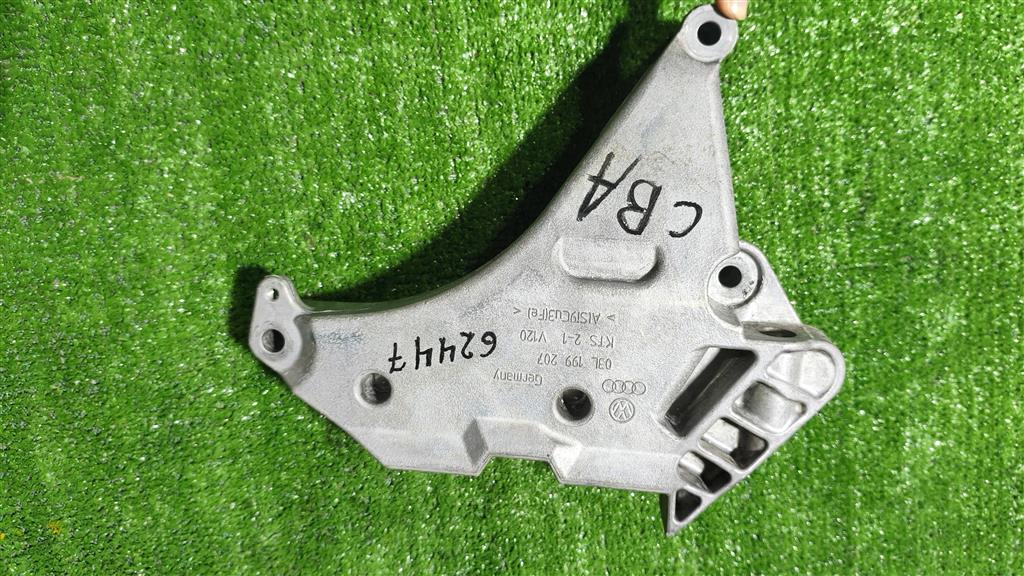 03l199207 Кронштейн двигателя правый Volkswagen Passat (B6) 2005-2010 0 г. 03l199207 Кронштейн двигателя правый Volkswagen Passat (B6) 2005-2010