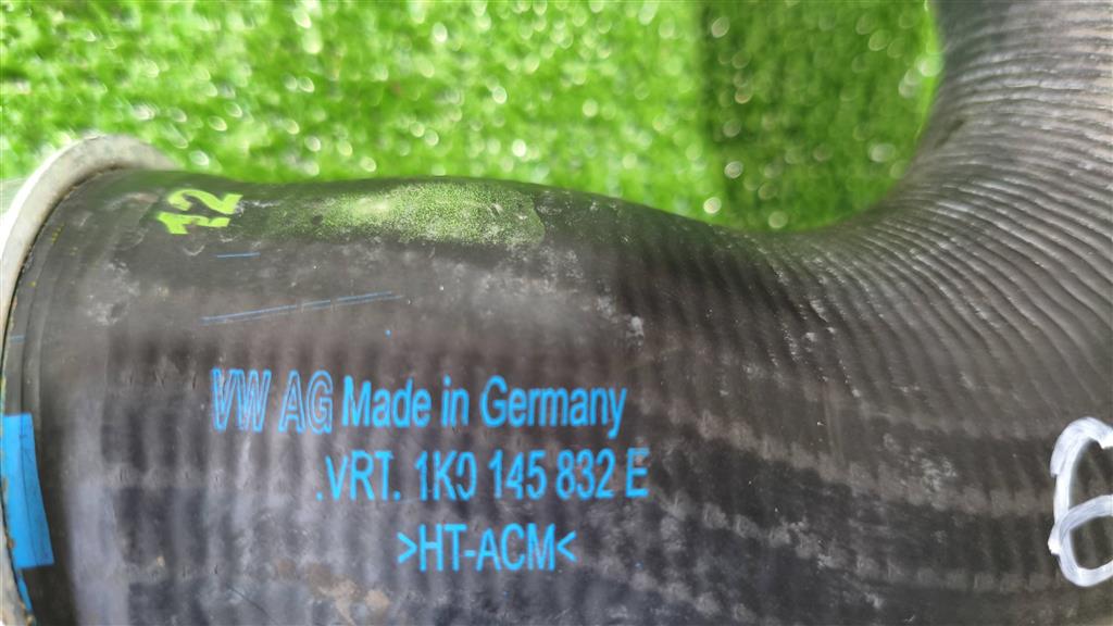 1k0145762cl Патрубок интеркулера Volkswagen Passat (B6) 2005-2010 0г. (OEM 1k0145762cl) 1k0145762cl Патрубок интеркулера Volkswagen Passat (B6) 2005-2010 0г. (OEM 1k0145762cl)